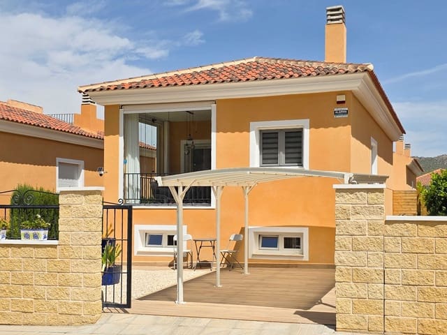 4 soveværelse Villa til salg i La Romana - € 259.500 (Ref: 10004678)