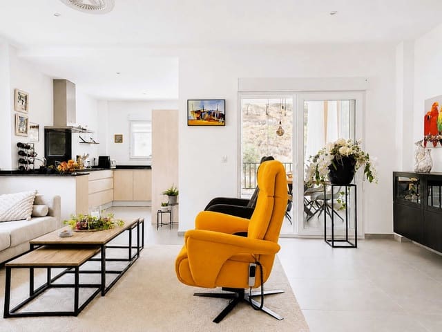 4 soveværelse Villa til salg i La Romana - € 259.500 (Ref: 10004678)
