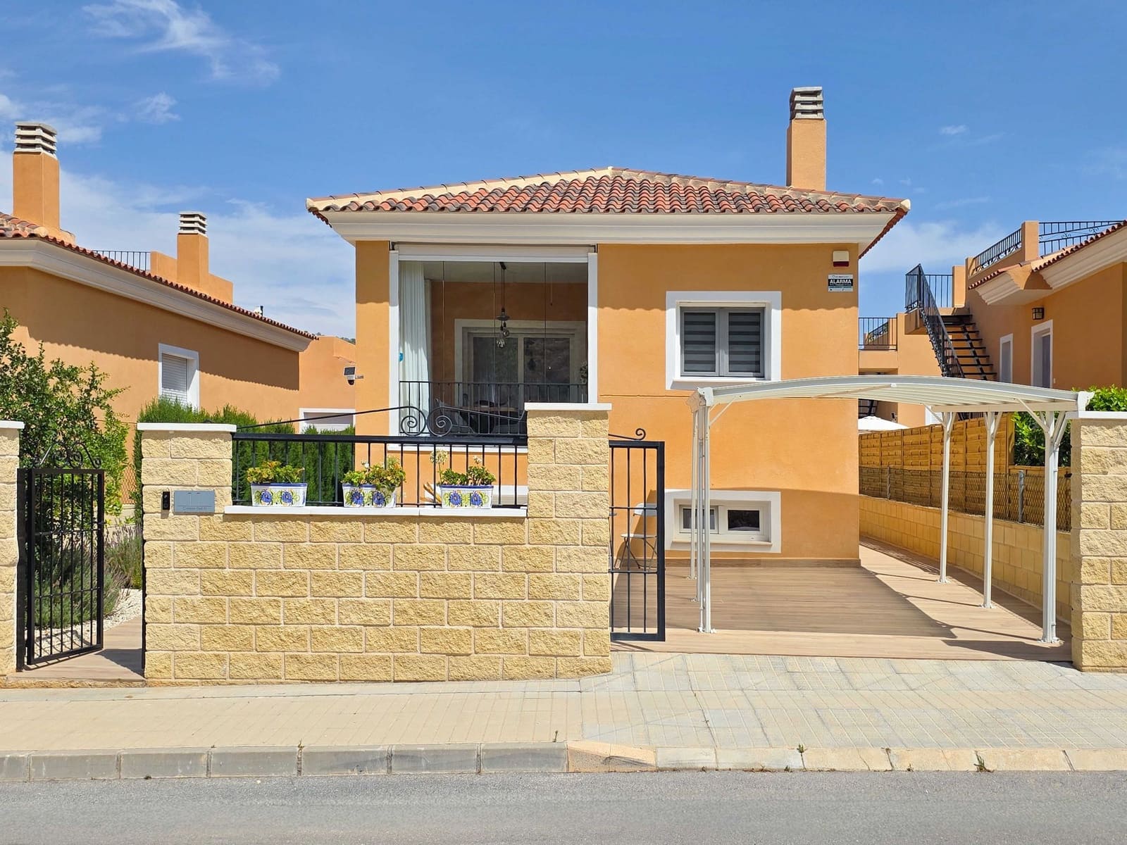 4 slaapkamer Villa te koop in La Romana - € 259.500 (Ref: 10004678)