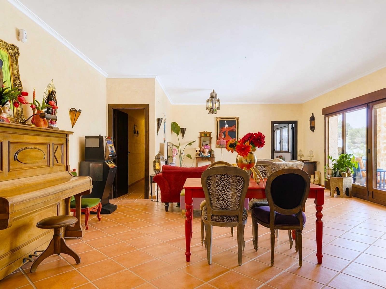 3 soveværelse Villa til salg i Pinoso med swimmingpool garage - € 649.500 (Ref: 10004679)