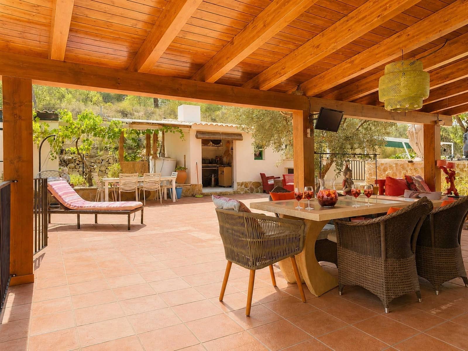 3 soveværelse Villa til salg i Pinoso med swimmingpool garage - € 649.500 (Ref: 10004679)