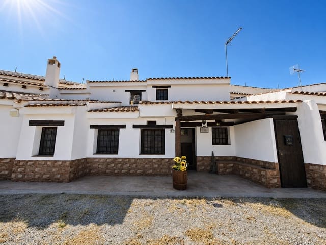 Casa Cueva de 4 habitaciones en Huéscar en venta - 124.950 € (Ref: 10004681)