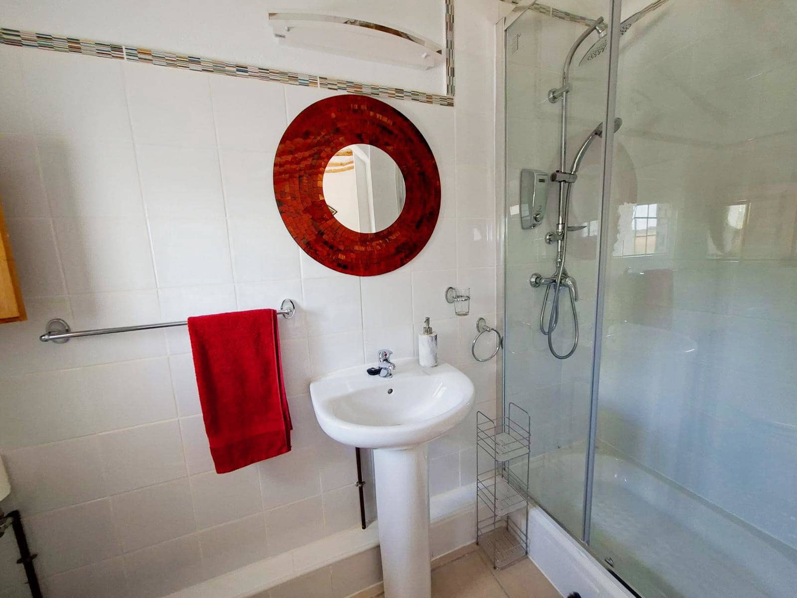 16 soveværelse Finca/Landehus til salg i Caniles med swimmingpool garage - € 995.000 (Ref: 10004682)