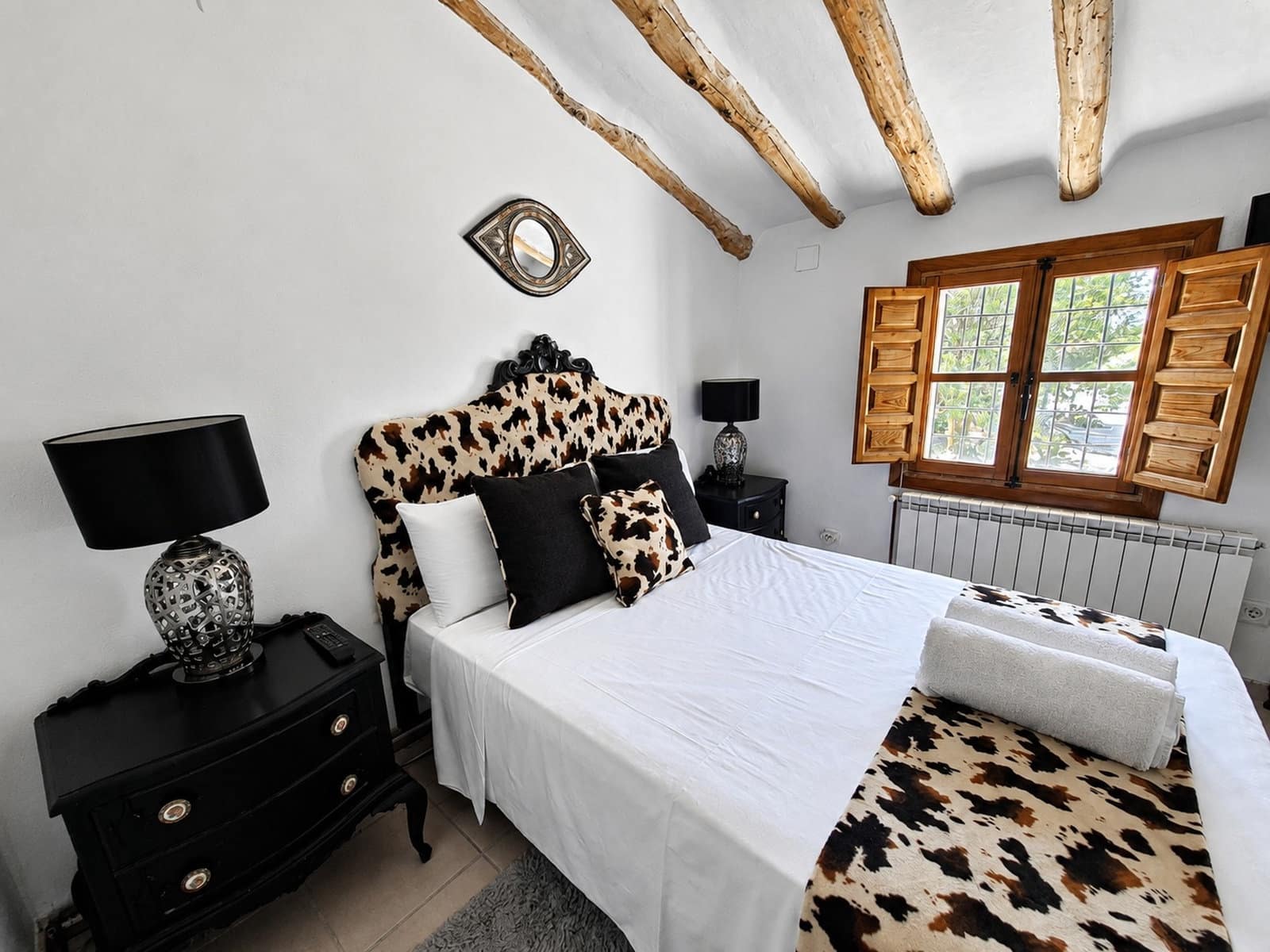 16 soveværelse Finca/Landehus til salg i Caniles med swimmingpool garage - € 995.000 (Ref: 10004682)