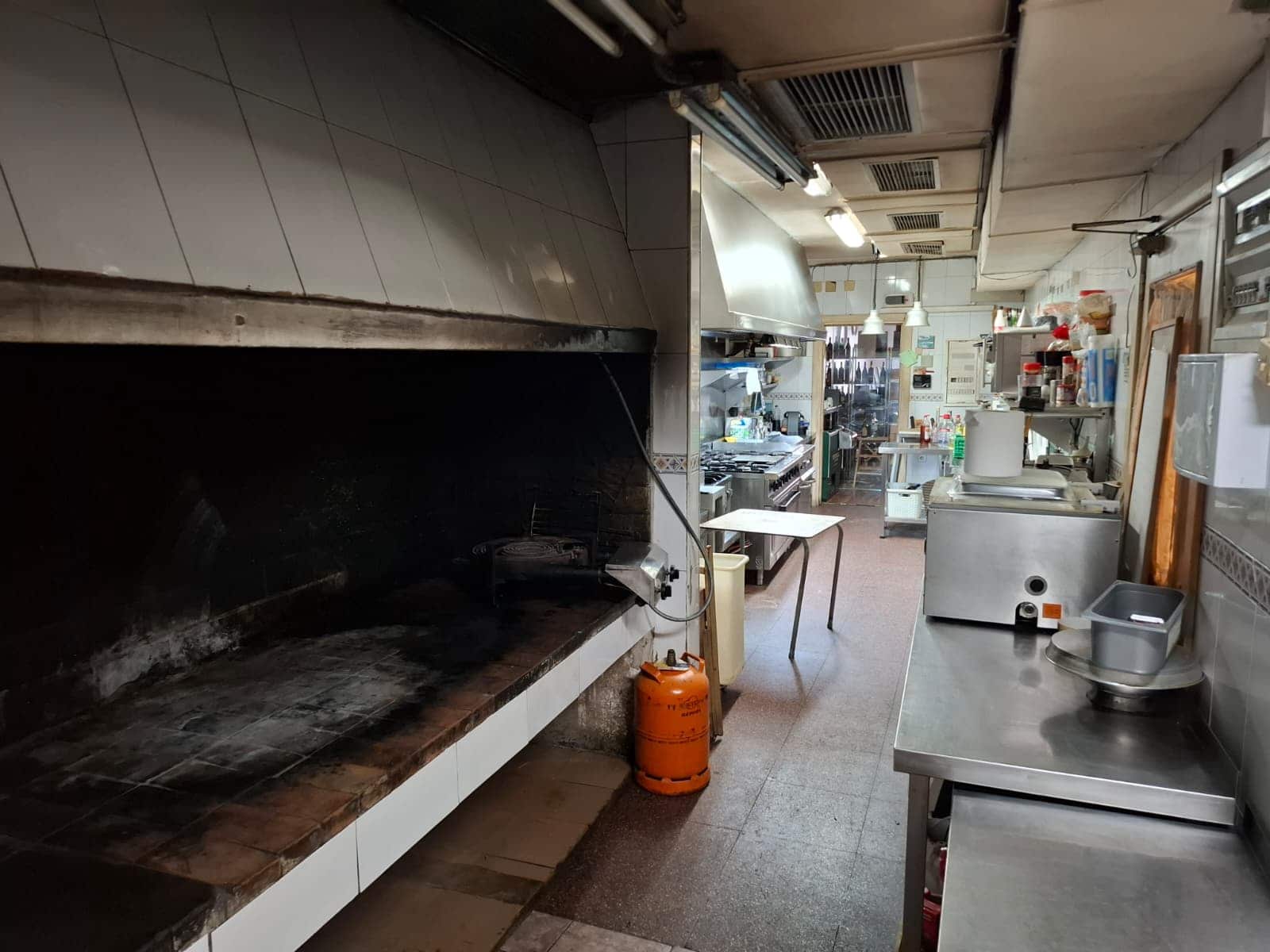 Restaurante/Bar para venda em Pinoso - 350 000 € (Ref: 10012421)
