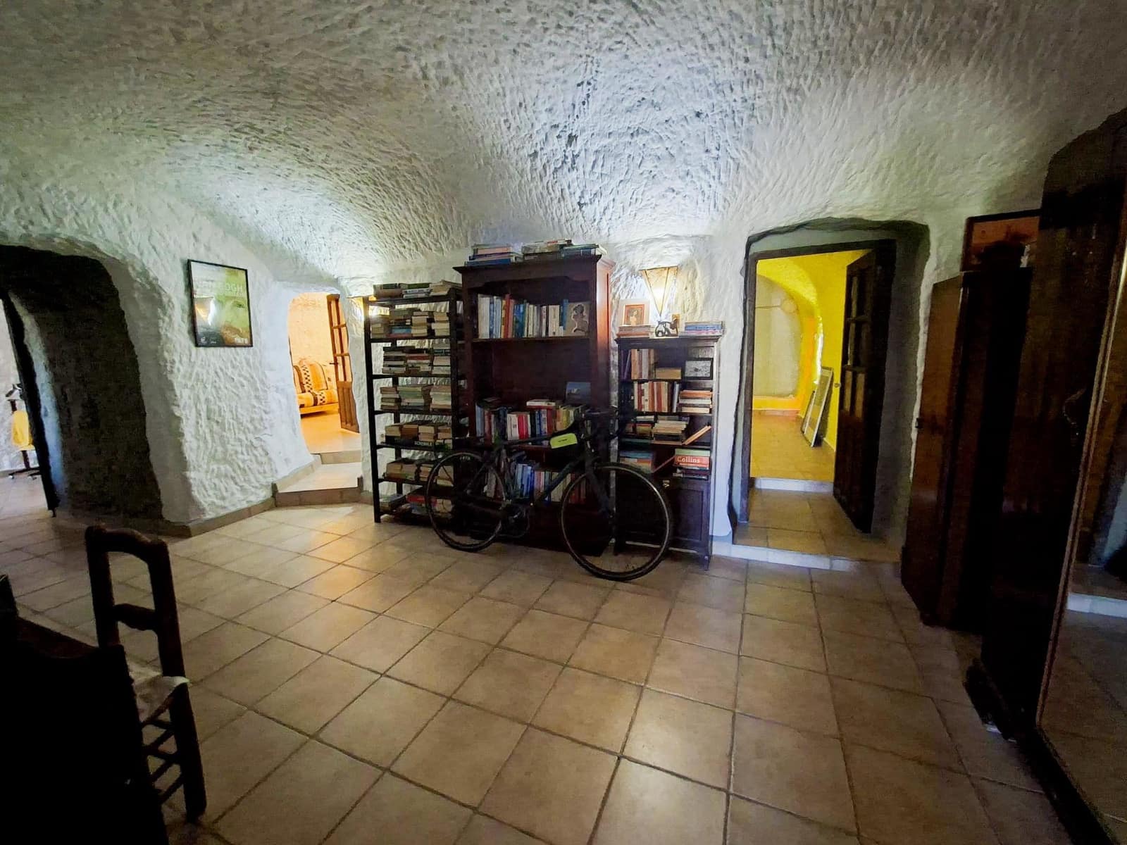 7 makuuhuone Luolatalo myytävänä paikassa Cortes de Baza - 195 000 € (Ref: 10012424)