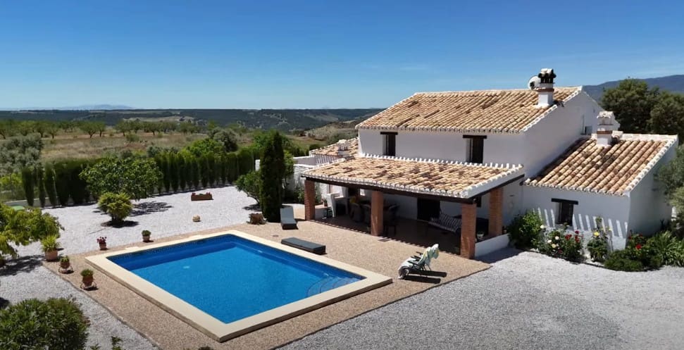 3 bedroom Finca/Country House for sale in Castril with pool garage - € 349,500 (Ref: 10012425)