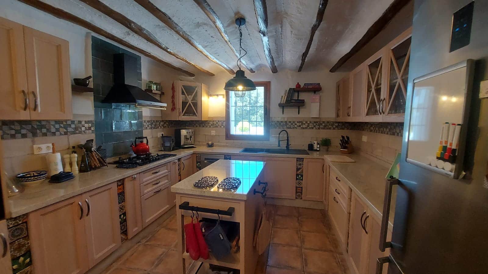3 bedroom Finca/Country House for sale in Castril with pool garage - € 349,500 (Ref: 10012425)