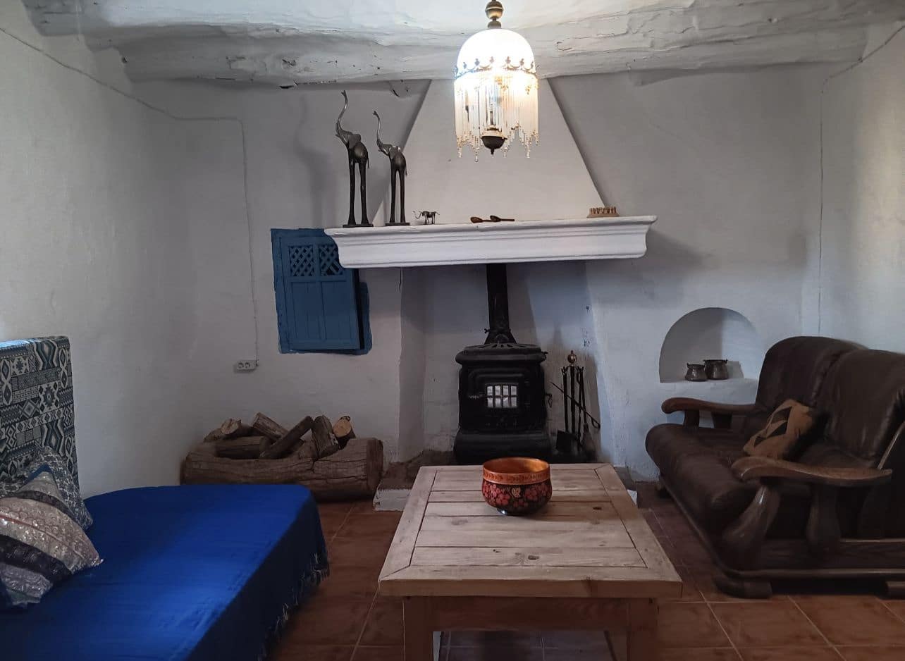 6 makuuhuone Maalaistalo myytävänä paikassa Caniles - 395 000 € (Ref: 10012428)