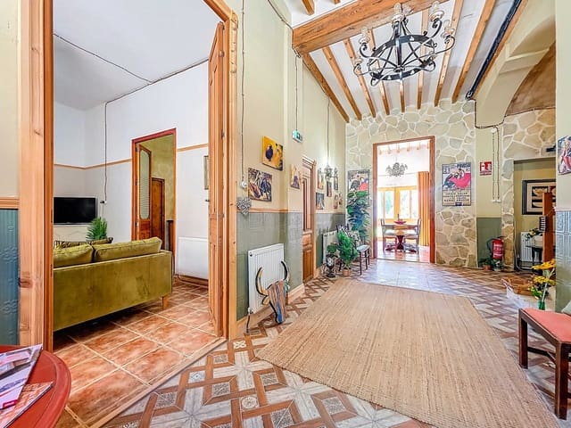 5 Zimmer Hotel zu verkaufen in Pinoso mit Pool - 599.950 € (Ref: 10012431)