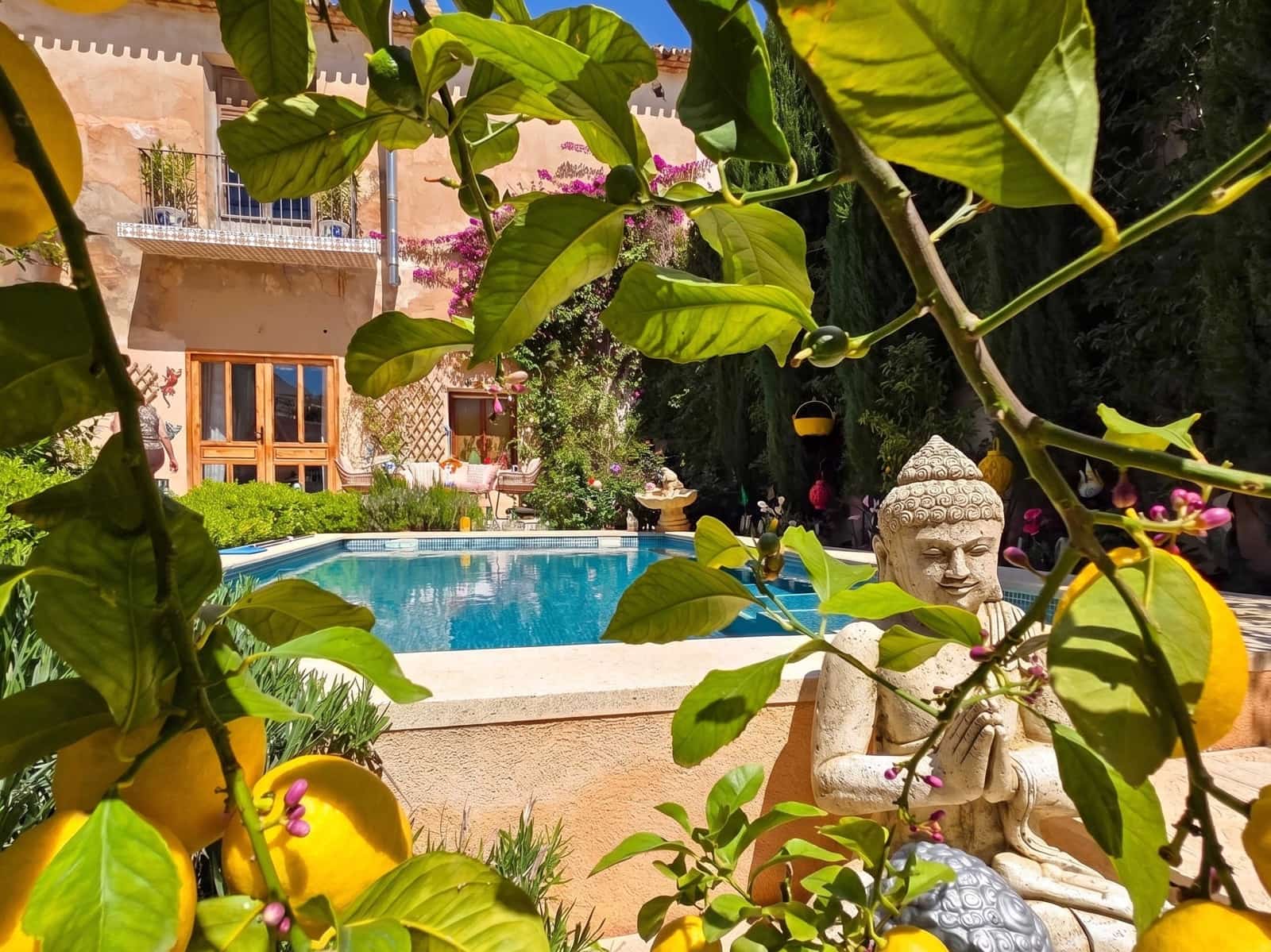 5 Zimmer Hotel zu verkaufen in Pinoso mit Pool - 599.950 € (Ref: 10012431)