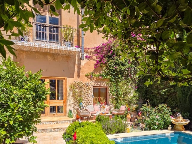 5 Zimmer Hotel zu verkaufen in Pinoso mit Pool - 599.950 € (Ref: 10012431)