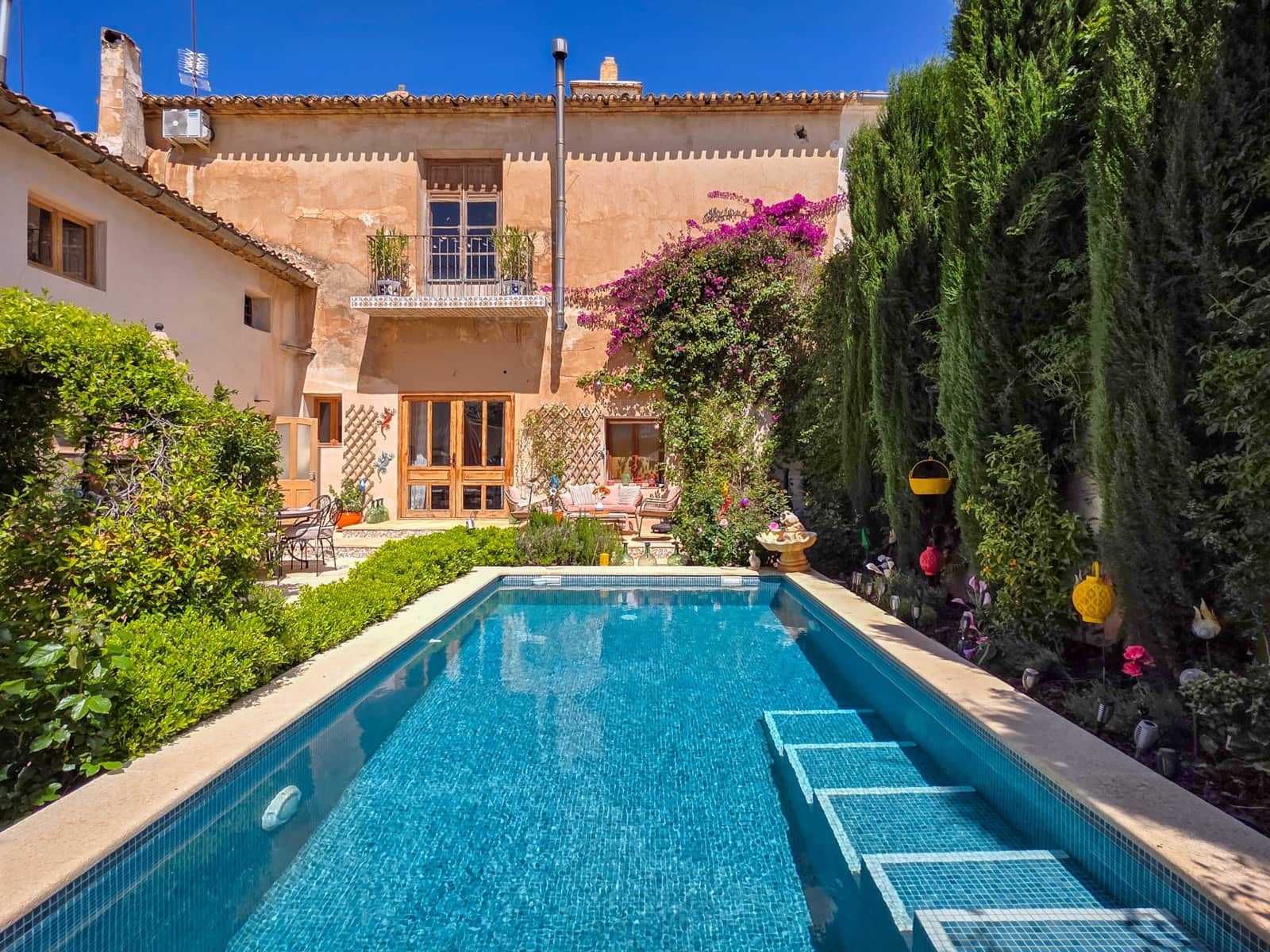 5 Zimmer Hotel zu verkaufen in Pinoso mit Pool - 599.950 € (Ref: 10012431)