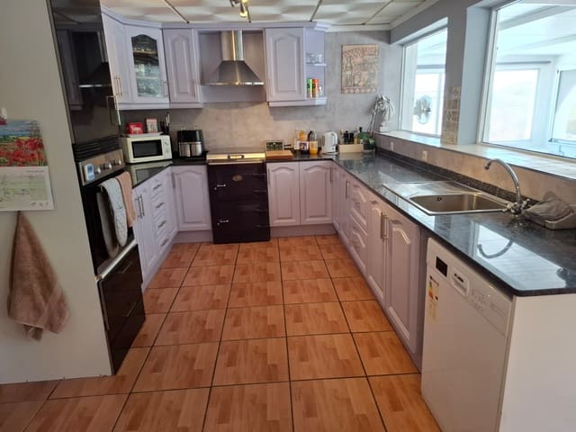 5 bedroom Villa for sale in Las Virtudes, Villena - € 299,950 (Ref: 10012433)
