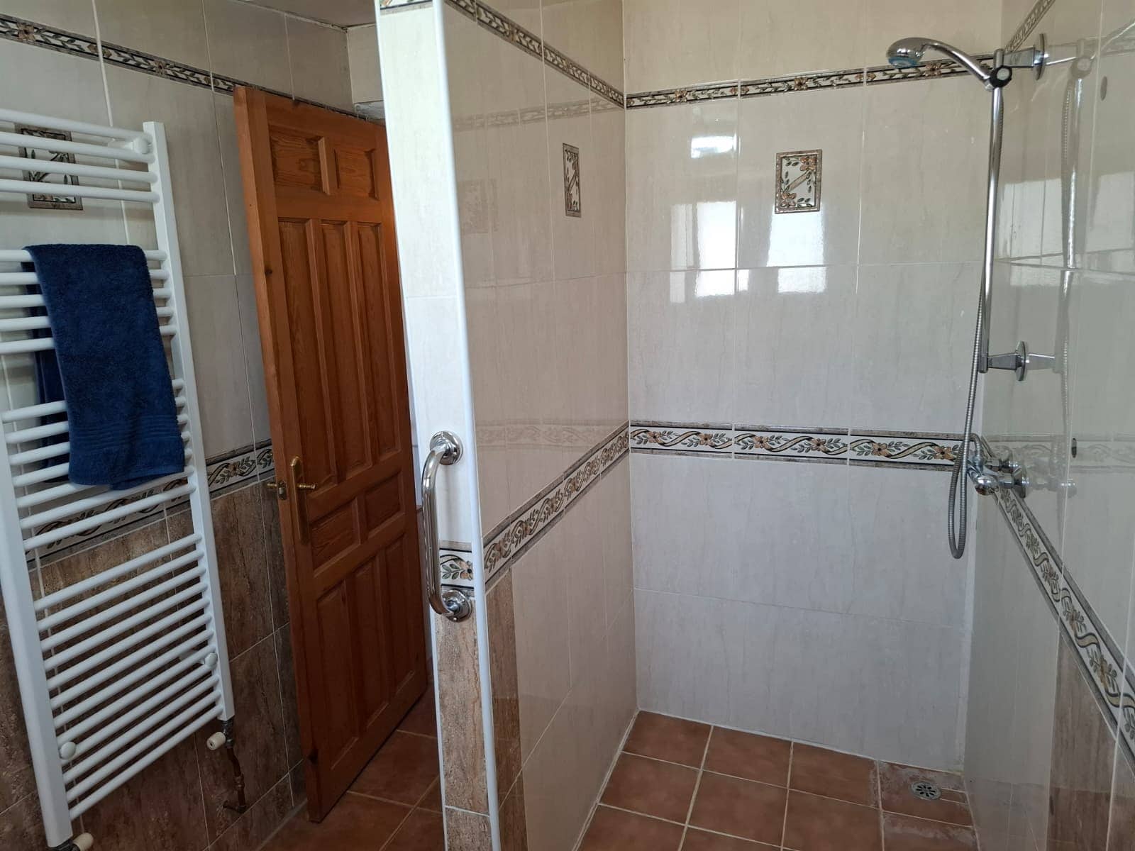 5 bedroom Villa for sale in Las Virtudes - € 299,950 (Ref: 10012433)