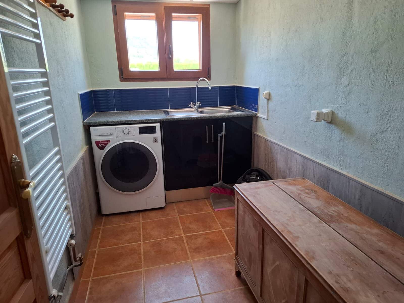 5 bedroom Villa for sale in Las Virtudes - € 299,950 (Ref: 10012433)