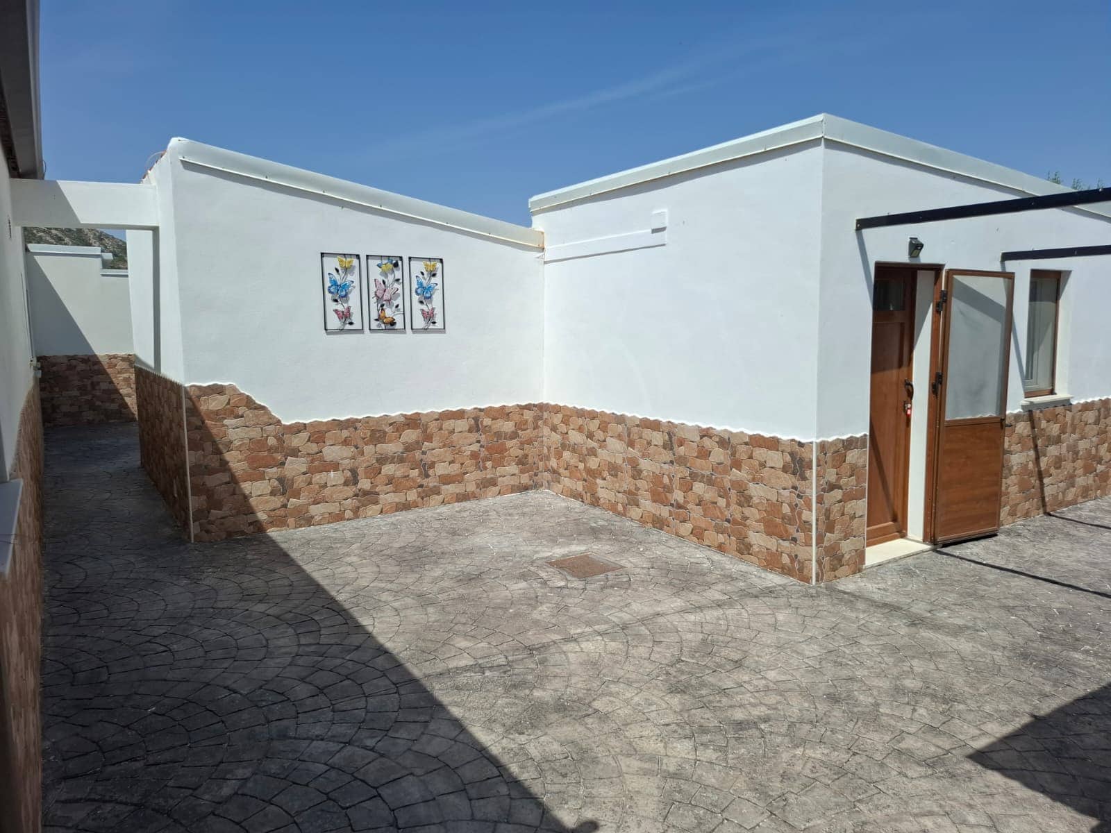 5 bedroom Villa for sale in Las Virtudes - € 299,950 (Ref: 10012433)