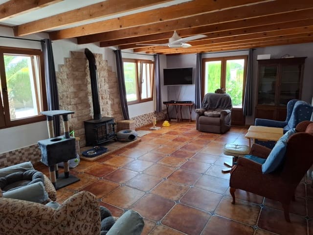 5 bedroom Villa for sale in Las Virtudes, Villena - € 299,950 (Ref: 10012433)