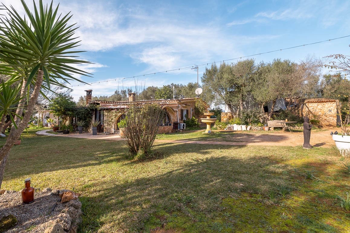 7 bedroom Finca/Country House for sale in Algaida - € 875,000 (Ref: 10012439)