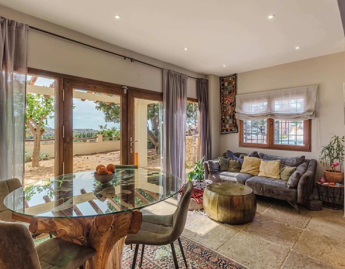 5 bedroom Villa for sale in Aguas de Busot / Aigues - € 1,200,000 (Ref: 10012440)