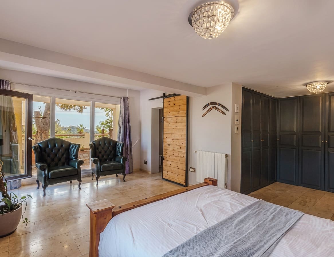 5 bedroom Villa for sale in Aguas de Busot / Aigues - € 1,200,000 (Ref: 10012440)