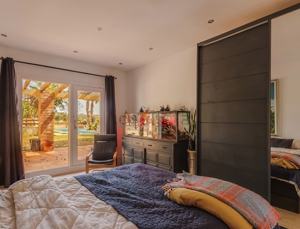 5 bedroom Villa for sale in Aguas de Busot / Aigues - € 1,200,000 (Ref: 10012440)