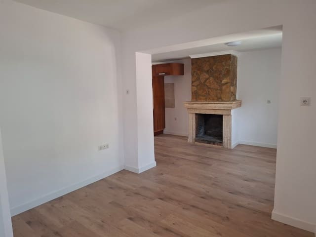 3 makuuhuone Omakotitalo myytävänä paikassa L'Algueña / Alguenya - 125 000 € (Ref: 10012441)