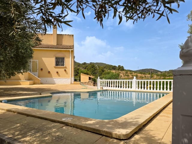 3 soveværelse Villa til salg i Abanilla med swimmingpool garage - € 395.000 (Ref: 10012443)