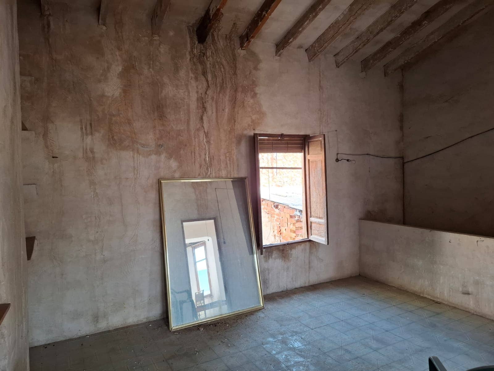 4 sovrum Hus till salu i Pinoso med garage - 75 000 € (Ref: 10012444)
