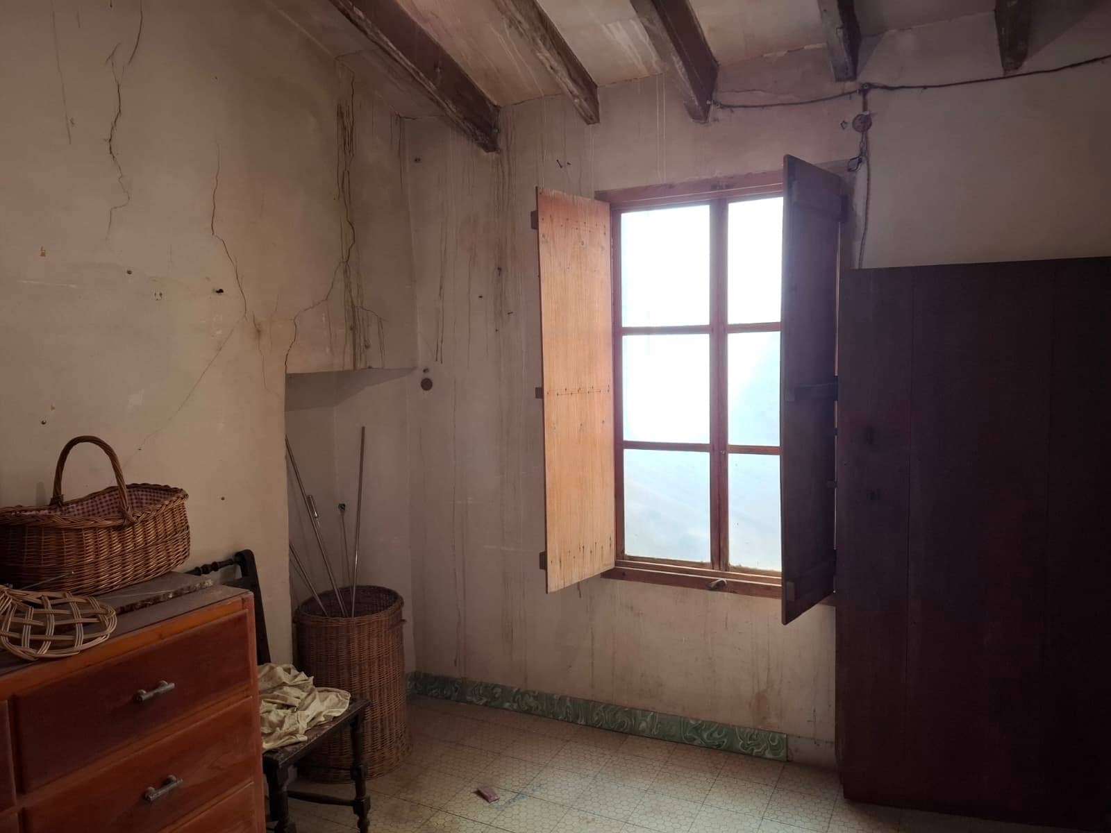 4 sovrum Hus till salu i Pinoso med garage - 75 000 € (Ref: 10012444)