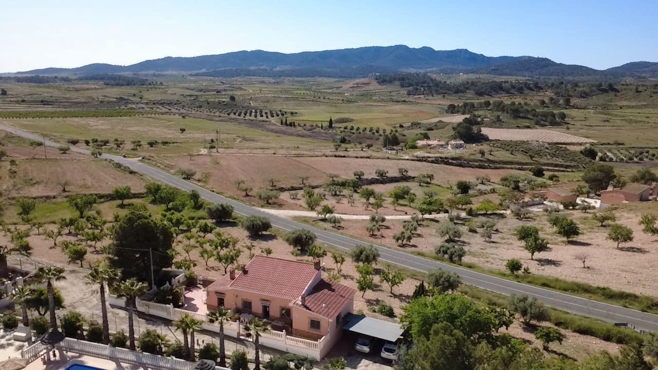 3 soverom Finca/Herregård til salgs i Pinoso - € 184 900 (Ref: 10012445)