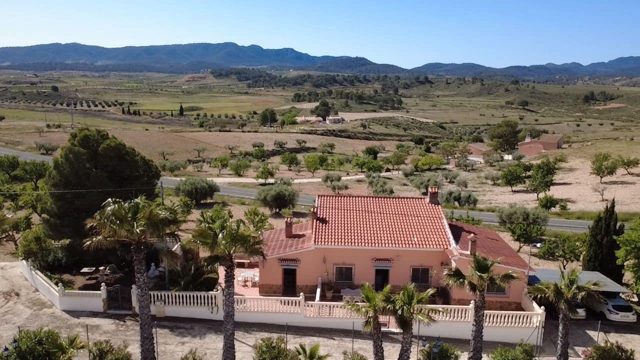 3 soverom Finca/Herregård til salgs i Pinoso - € 184 900 (Ref: 10012445)