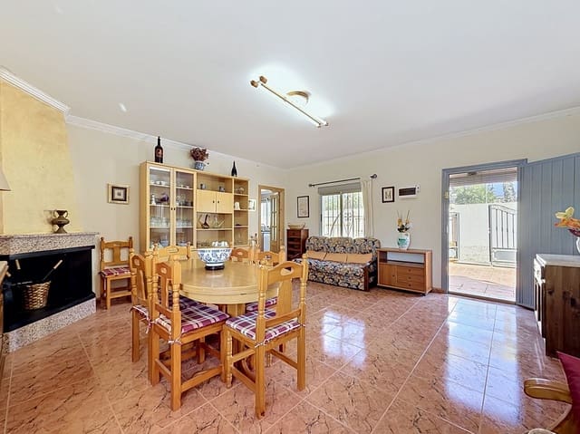 3 soverom Finca/Herregård til salgs i Pinoso - € 184 900 (Ref: 10012445)