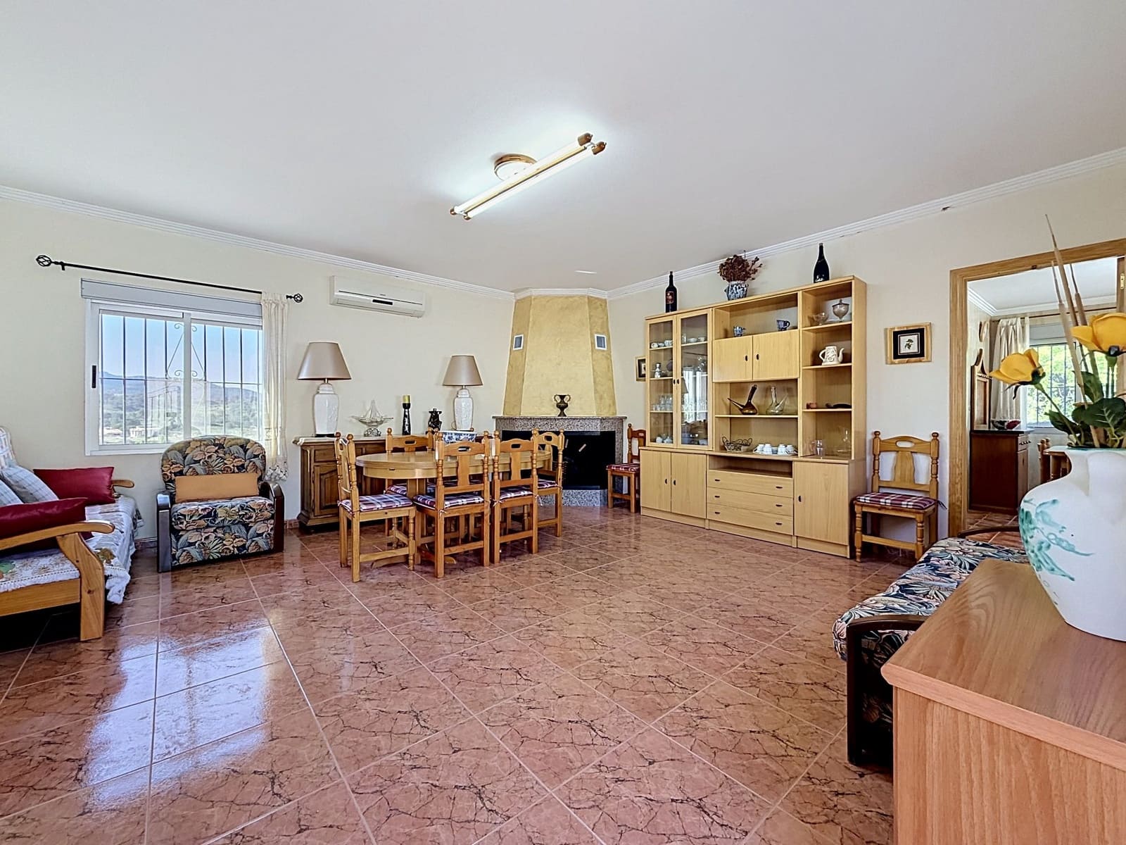 3 soverom Finca/Herregård til salgs i Pinoso - € 184 900 (Ref: 10012445)