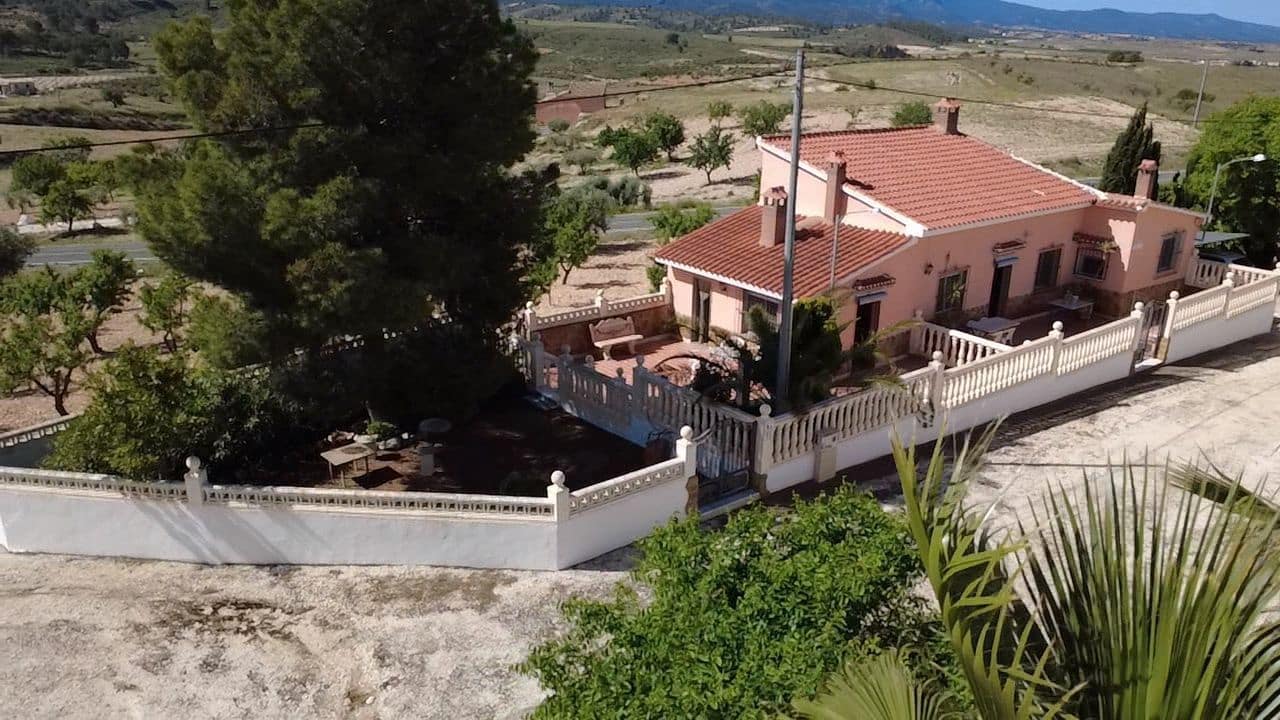 3 soverom Finca/Herregård til salgs i Pinoso - € 184 900 (Ref: 10012445)