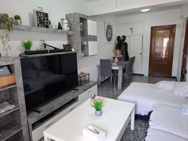 Apartamento de 3 habitaciones en Pinoso en venta - 87.500 € (Ref: 10012447)