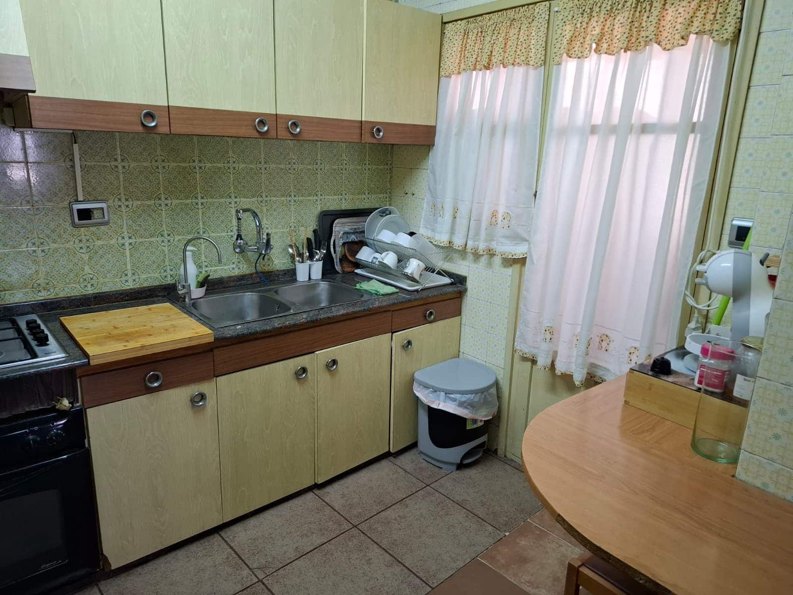 Apartamento de 3 habitaciones en Pinoso en venta - 87.500 € (Ref: 10012447)