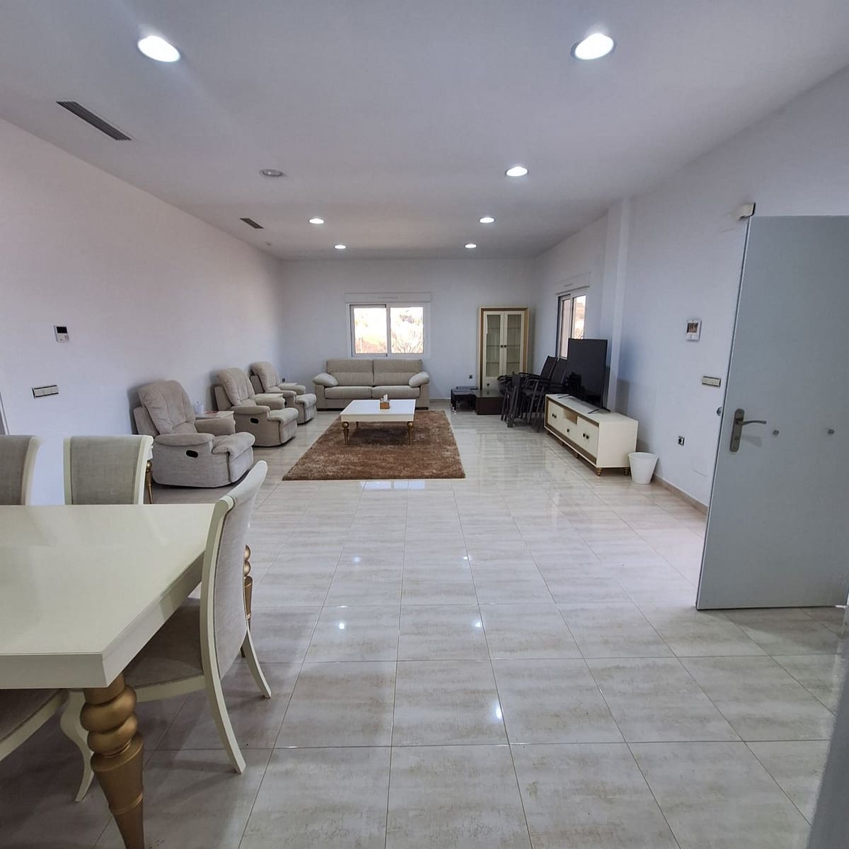 4 soverom Villa til salgs i Pinoso - € 595 000 (Ref: 10012448)