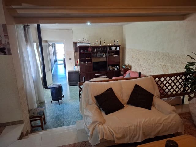 6 slaapkamer Huis te koop in Pinoso met garage - € 249.995 (Ref: 10012455)