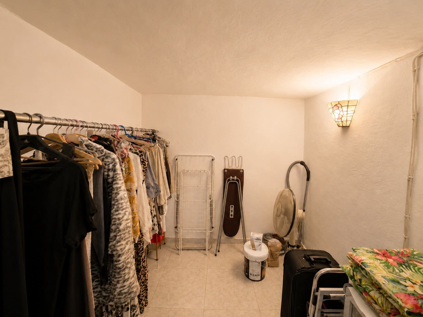 3 camera da letto Casa Grotta in vendita in Freila - 89.000 € (Rif: 10021433)