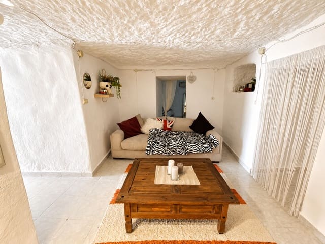 3 camera da letto Casa Grotta in vendita in Freila - 89.000 € (Rif: 10021433)