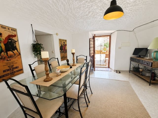 3 camera da letto Casa Grotta in vendita in Freila - 89.000 € (Rif: 10021433)