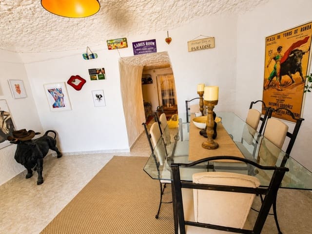 3 camera da letto Casa Grotta in vendita in Freila - 89.000 € (Rif: 10021433)