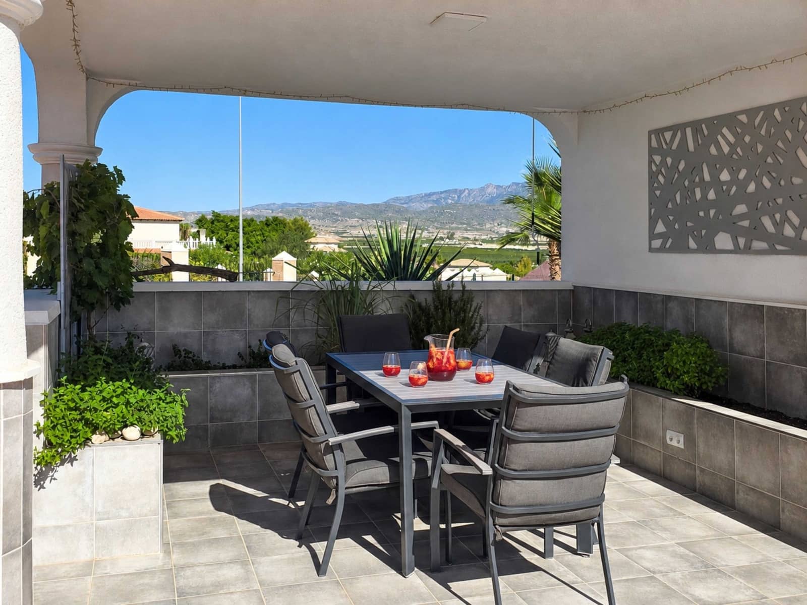 Chalet de 3 habitaciones en Campos del Río en venta con piscina garaje - 399.950 € (Ref: 10025899)