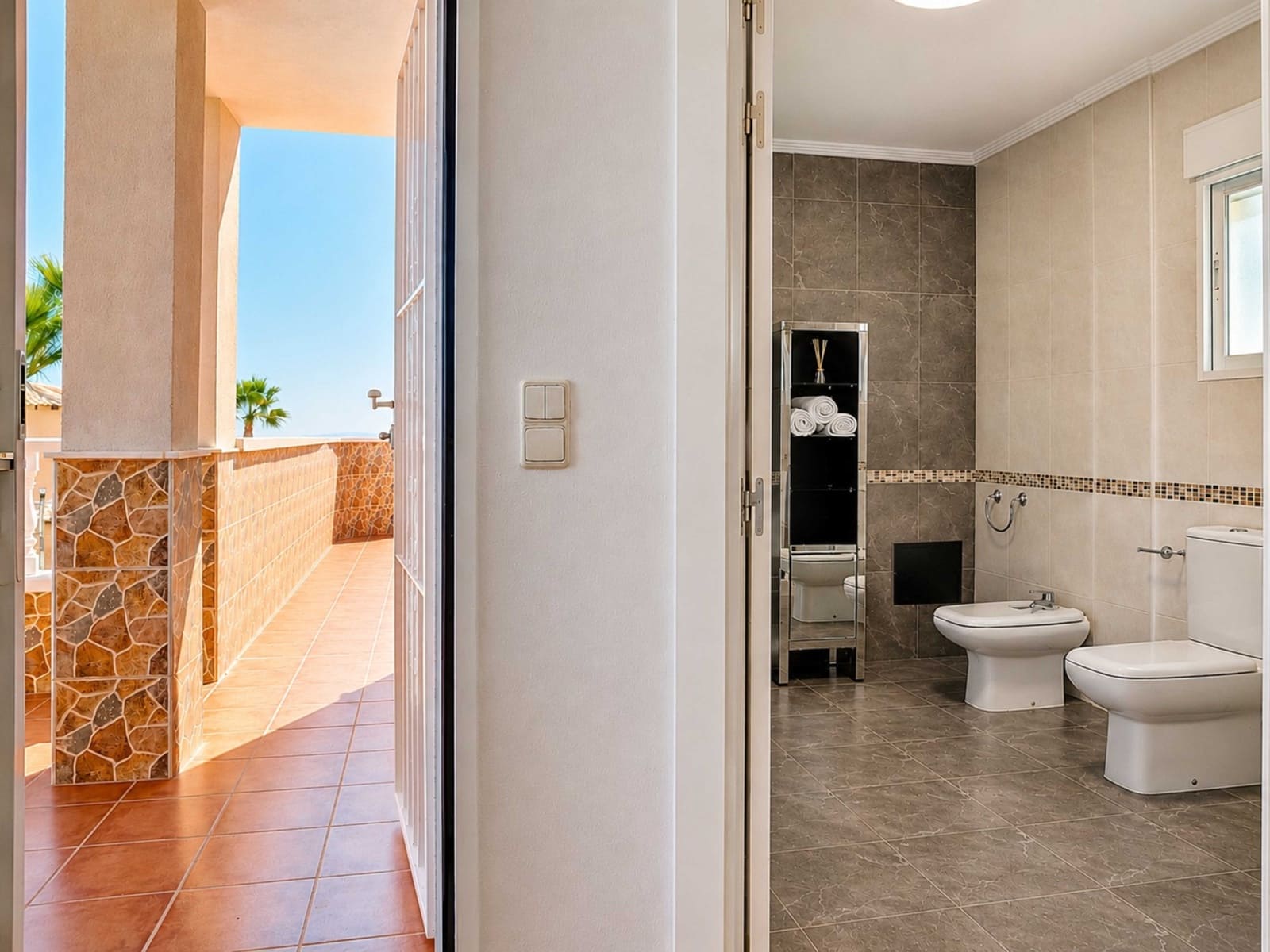 Chalet de 3 habitaciones en Campos del Río en venta con piscina garaje - 399.950 € (Ref: 10025899)