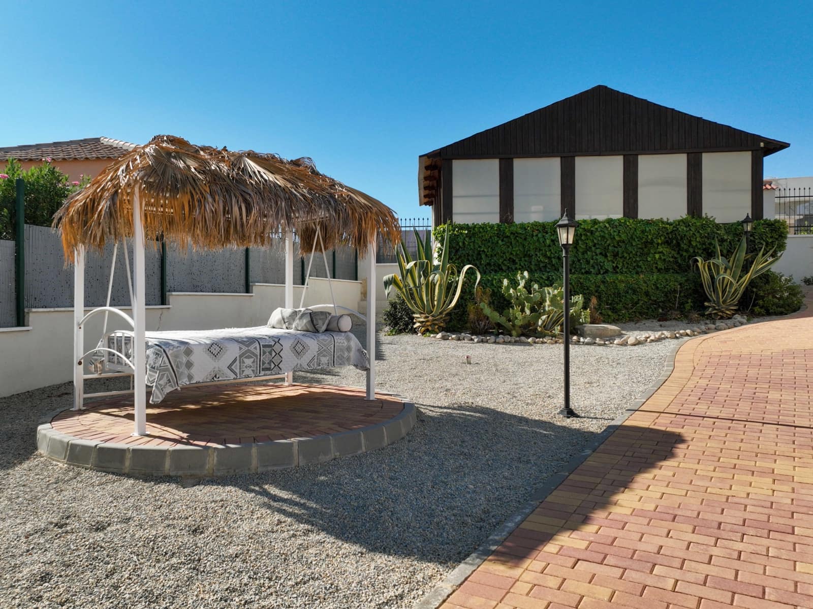 Chalet de 3 habitaciones en Campos del Río en venta con piscina garaje - 399.950 € (Ref: 10025899)
