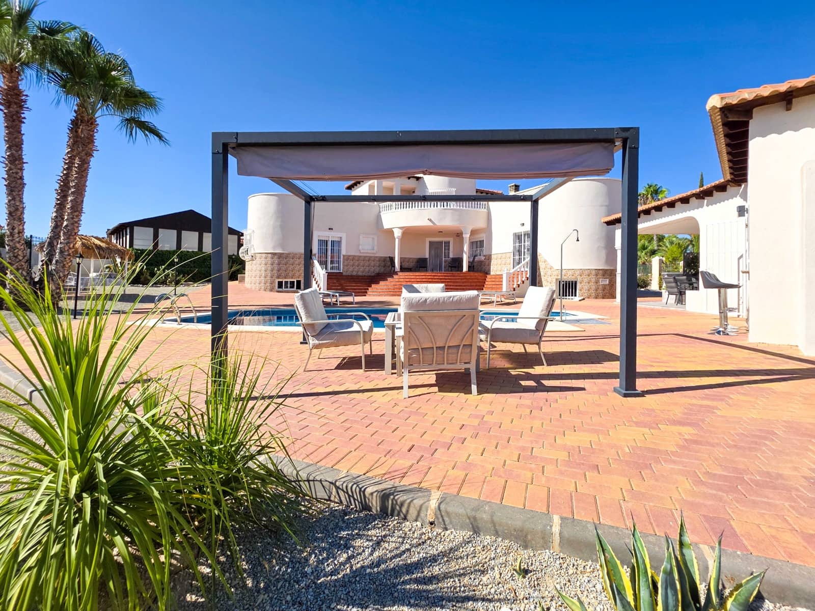 Chalet de 3 habitaciones en Campos del Río en venta con piscina garaje - 399.950 € (Ref: 10025899)