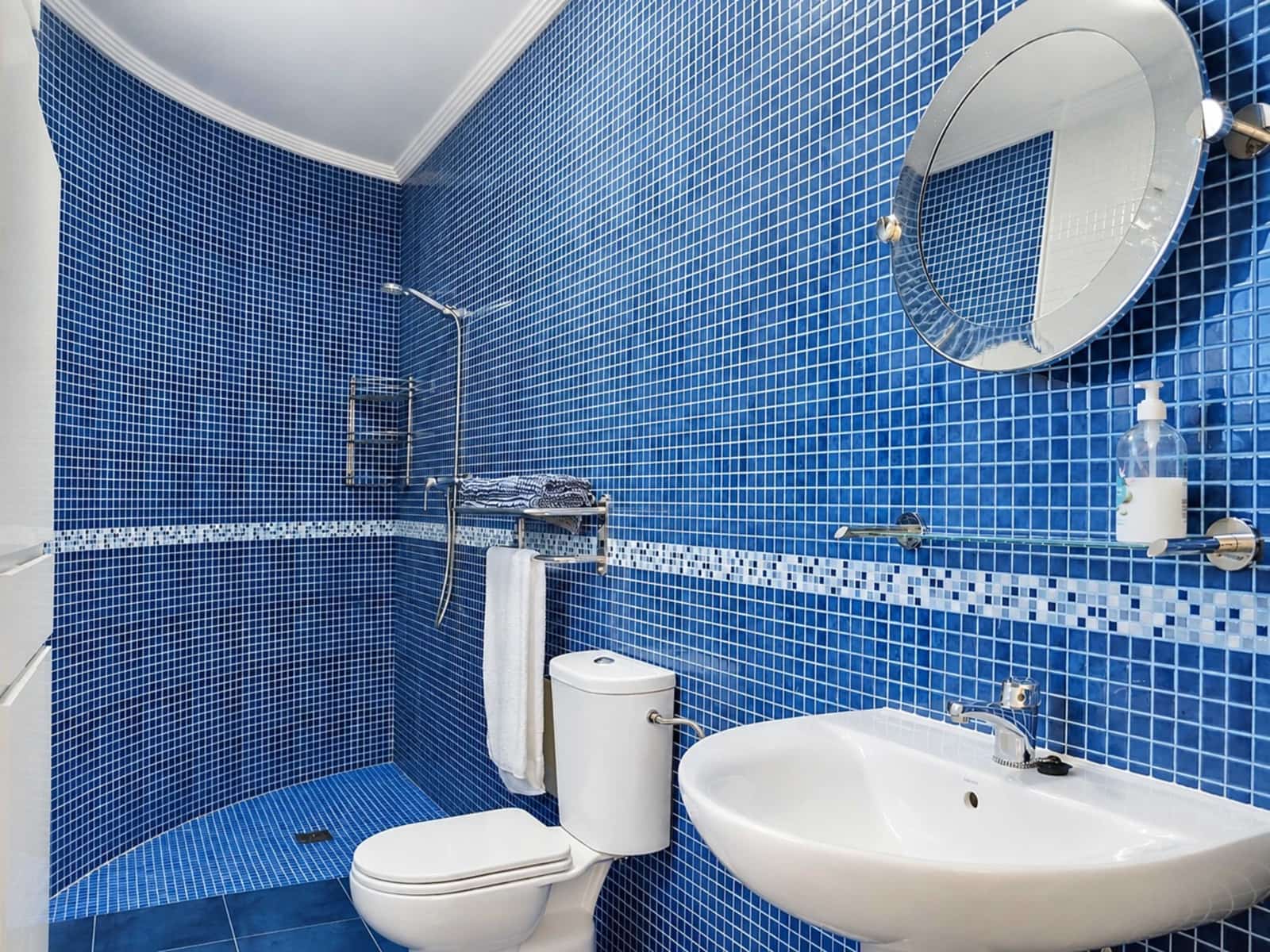 Chalet de 3 habitaciones en Campos del Río en venta con piscina garaje - 399.950 € (Ref: 10025899)