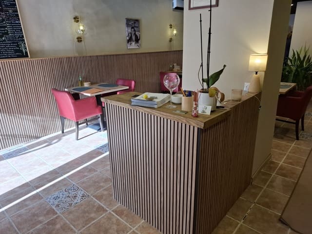 Restaurant/bar te koop in Pinoso - € 60.000 (Ref: 10025900)