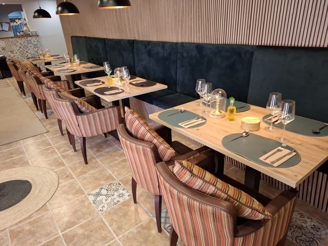 Restaurant/bar te koop in Pinoso - € 60.000 (Ref: 10025900)